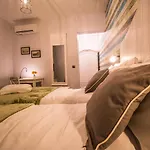Bb De Rohan 4* Żebbuġ
