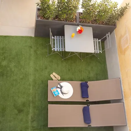 Bb De Rohan Oda ve Kahvaltı