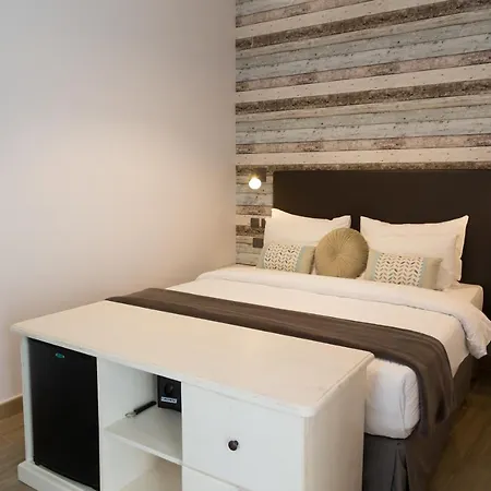 Bb De Rohan Bed & Breakfast Zebbug (Southern Region)
