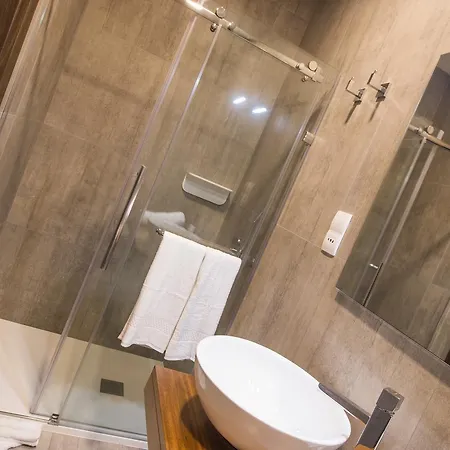 Bb De Rohan Bed & Breakfast Zebbug (Southern Region)