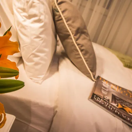 Bb De Rohan Bed & Breakfast