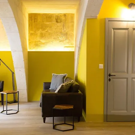 Bb De Rohan Oda ve Kahvaltı 4*