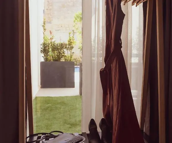 ベッド・アンド・ブレックファスト Bb De Rohan